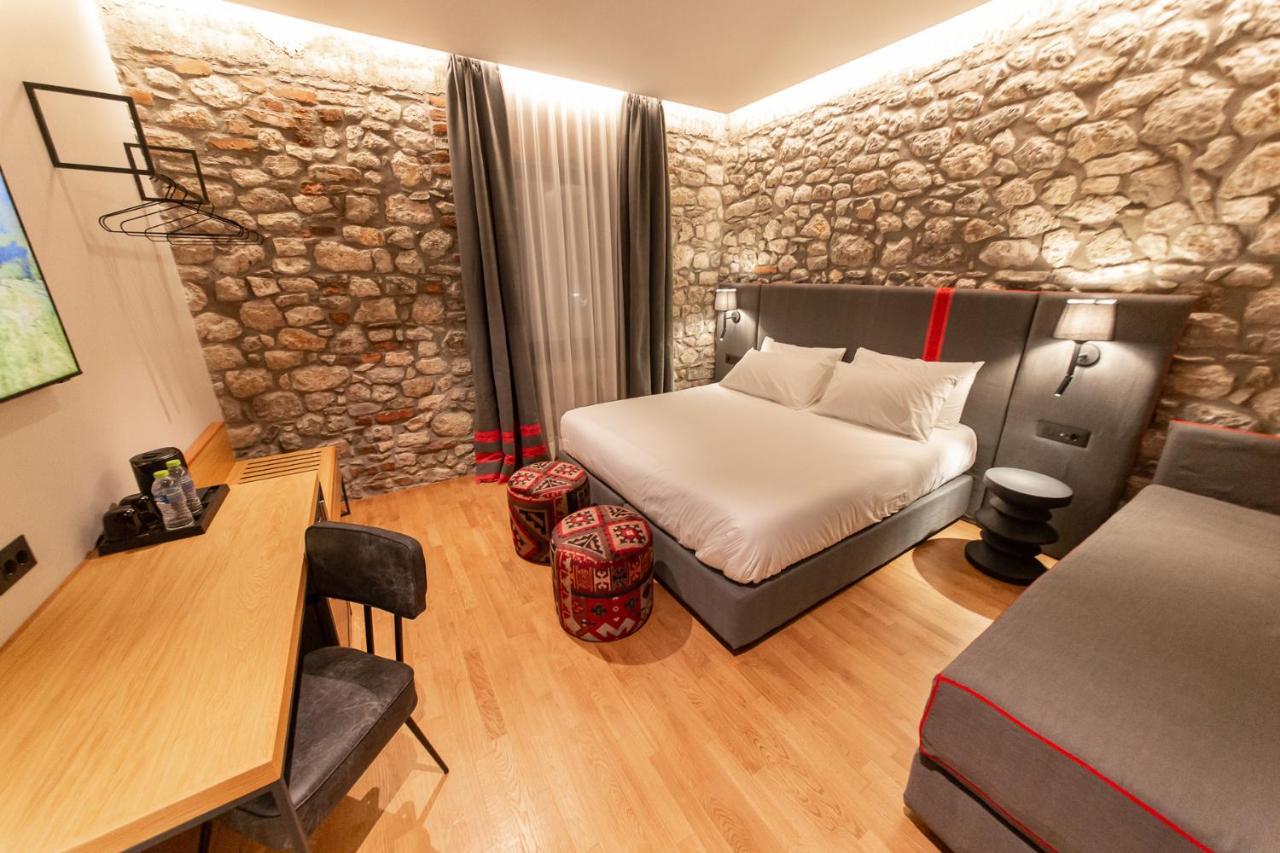 Melesin Distillery Leskovik Bagian luar foto